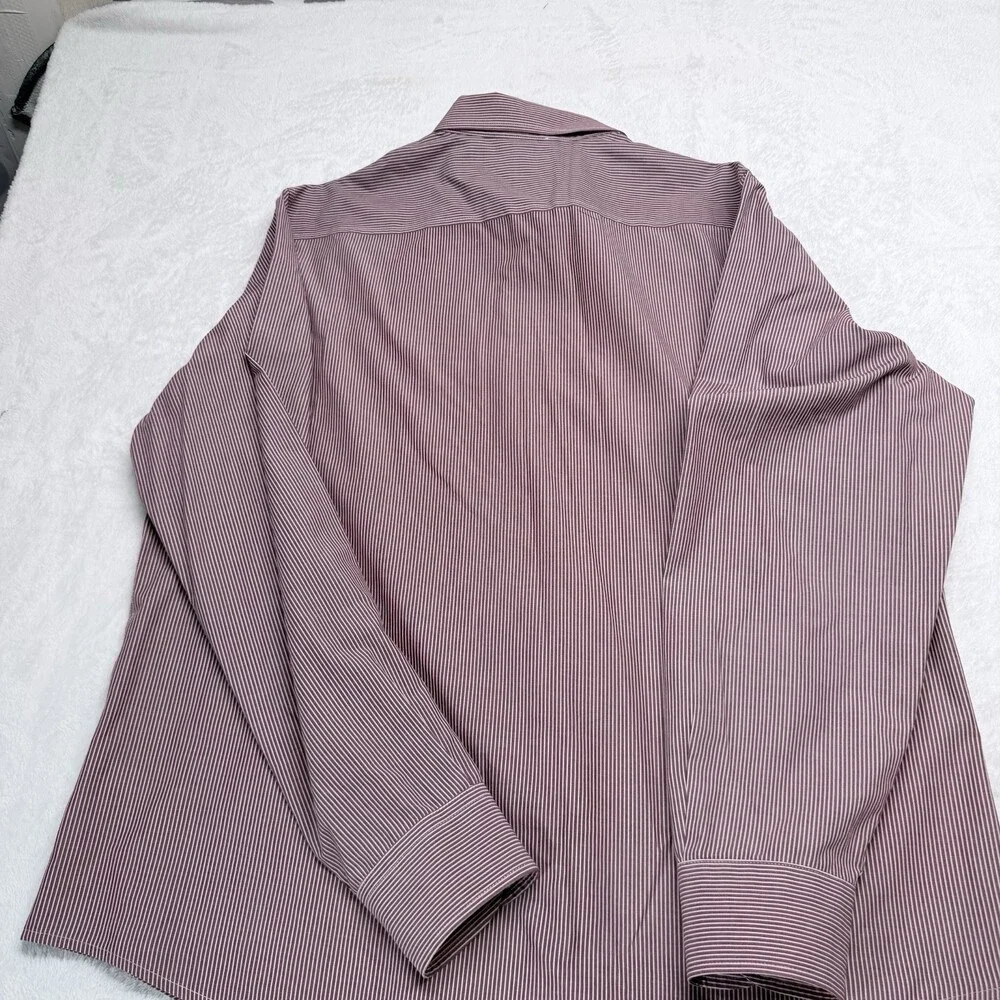 Men’s Dockers Button Dow Shirt, Burgundy And White Pinstripe, Size Large